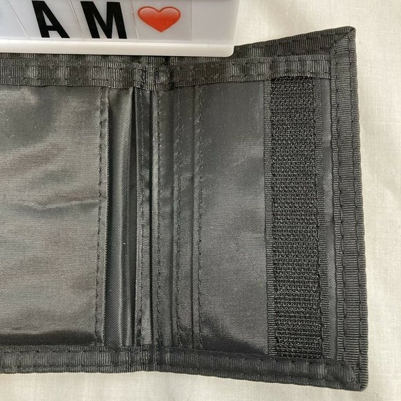 Pittsburgh Penguins Black Nylon Wallet Trifold Hook Loop Closure Hockey Logo NHL - Picture 5 of 7